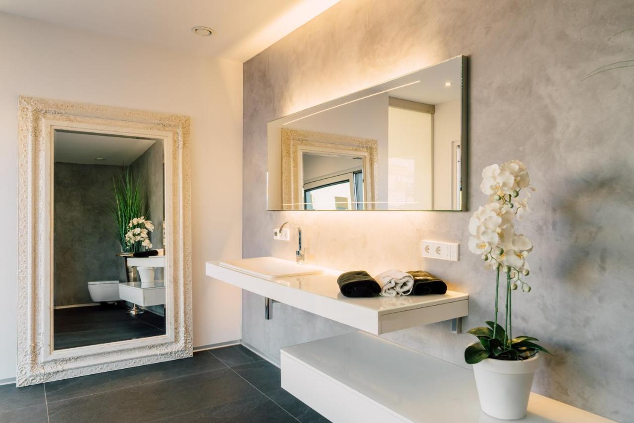 Traumblick Trifft Luxus! Apartman Weitersburg Kültér fotó