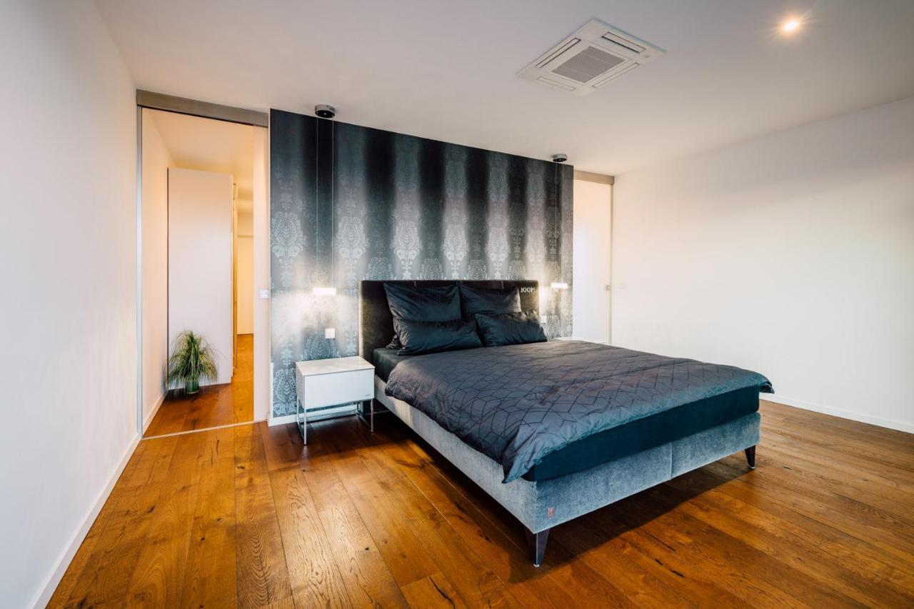Traumblick Trifft Luxus! Apartman Weitersburg Kültér fotó